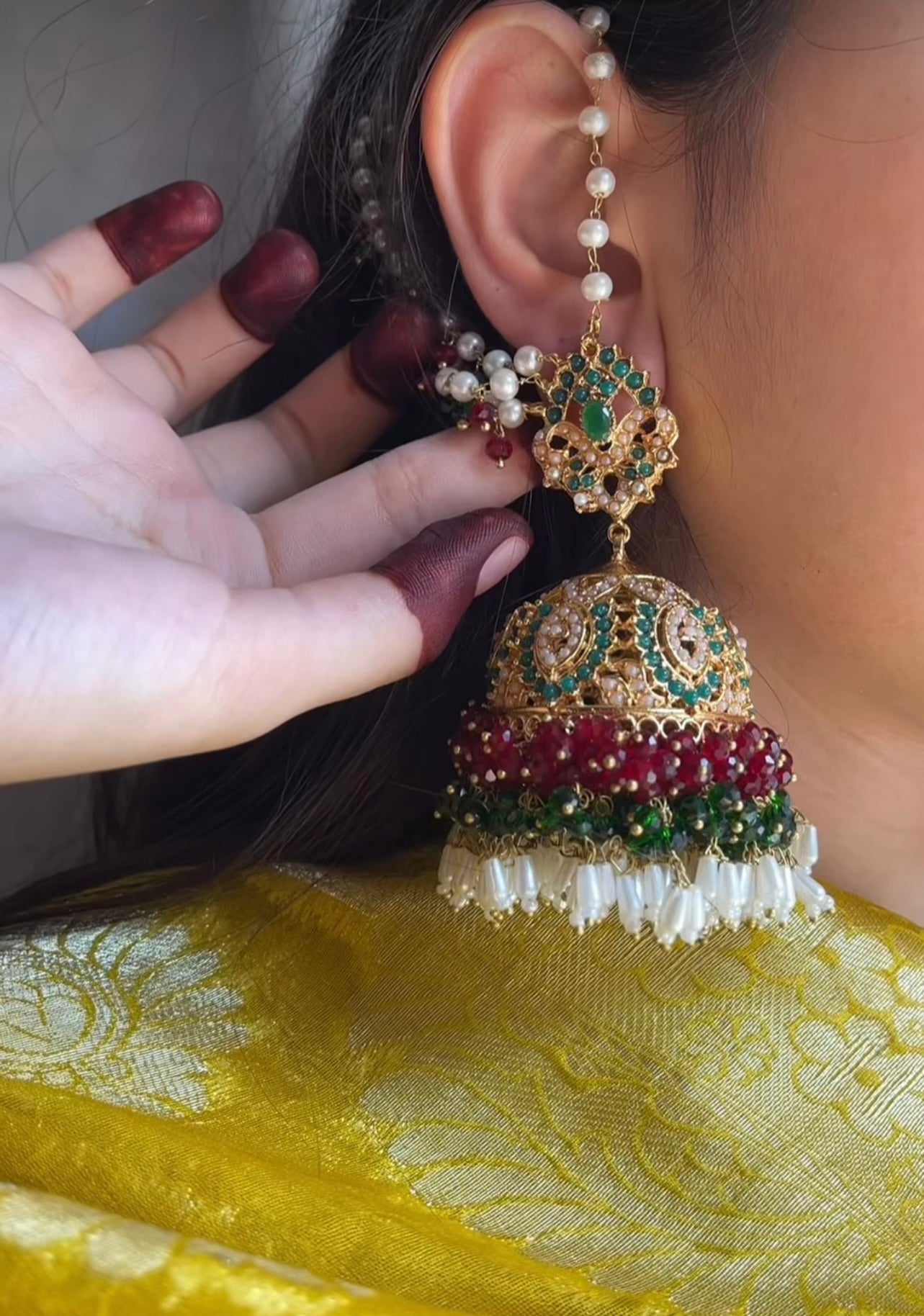 Emerald Majesty Jhumkas & Bindiya