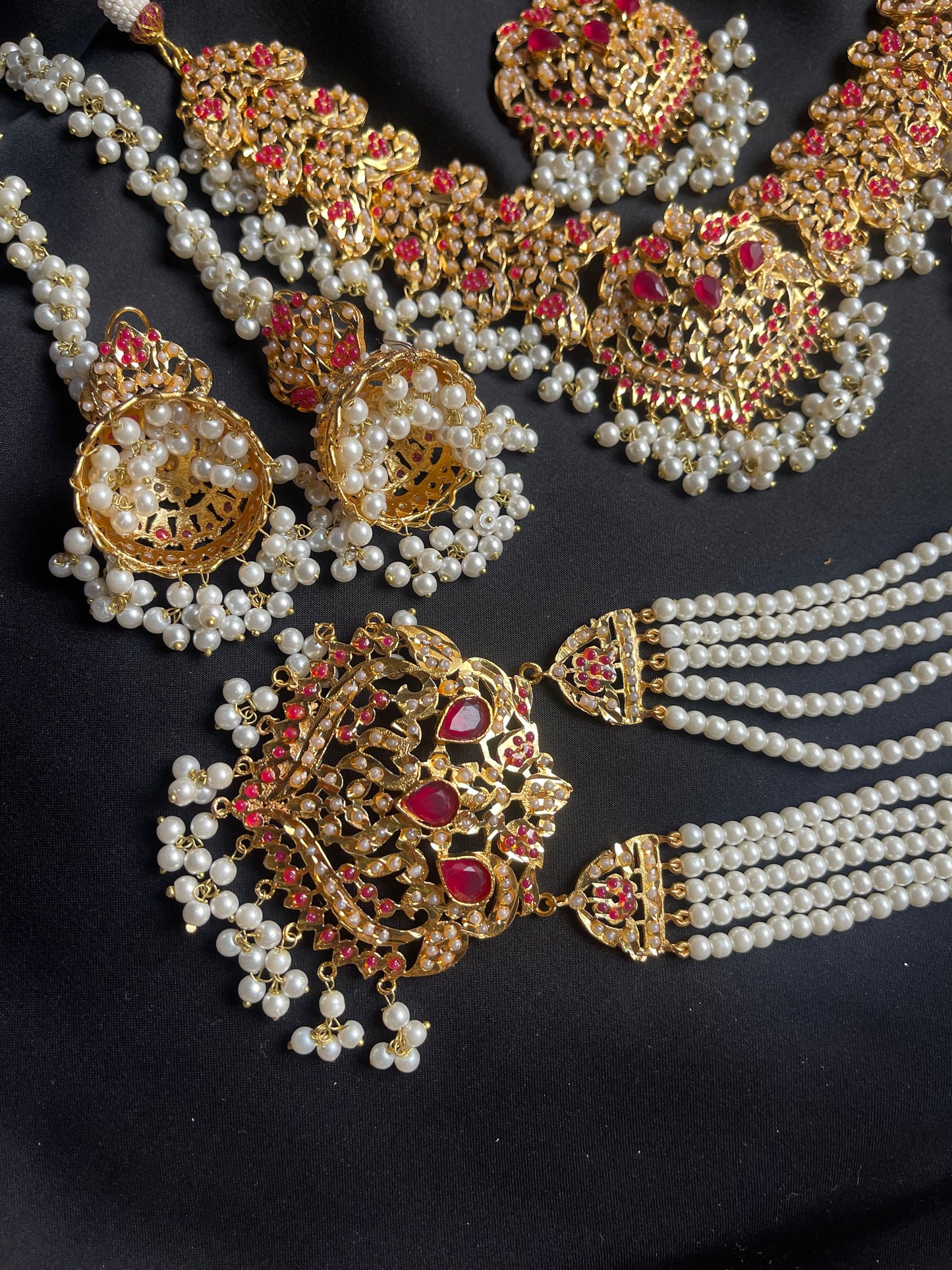 Nauratan Bridal Set – Vintage Elegance with Rubi & White Stones (made to order)