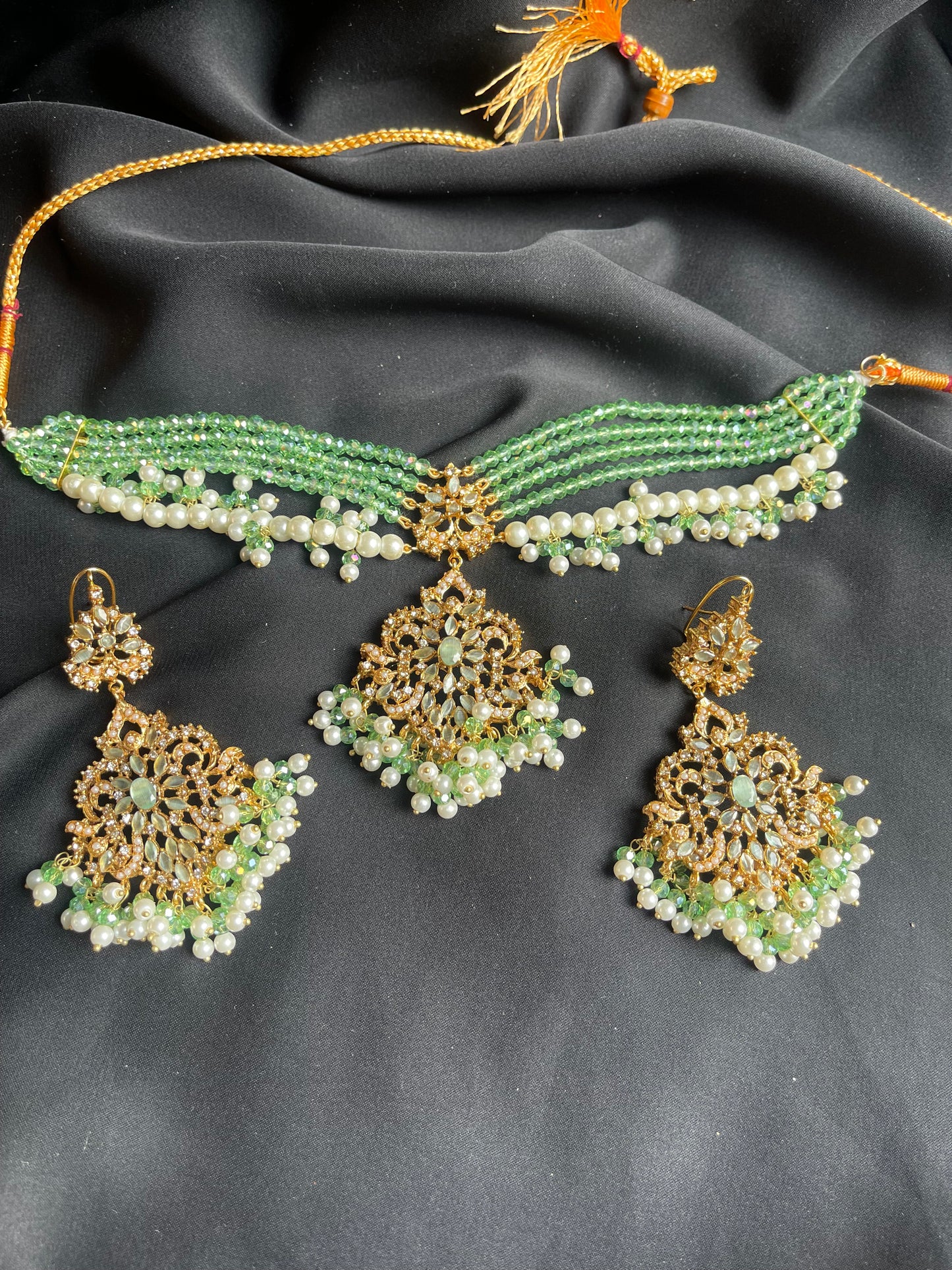 Prism Glow Choker Set-Purple,green,pink